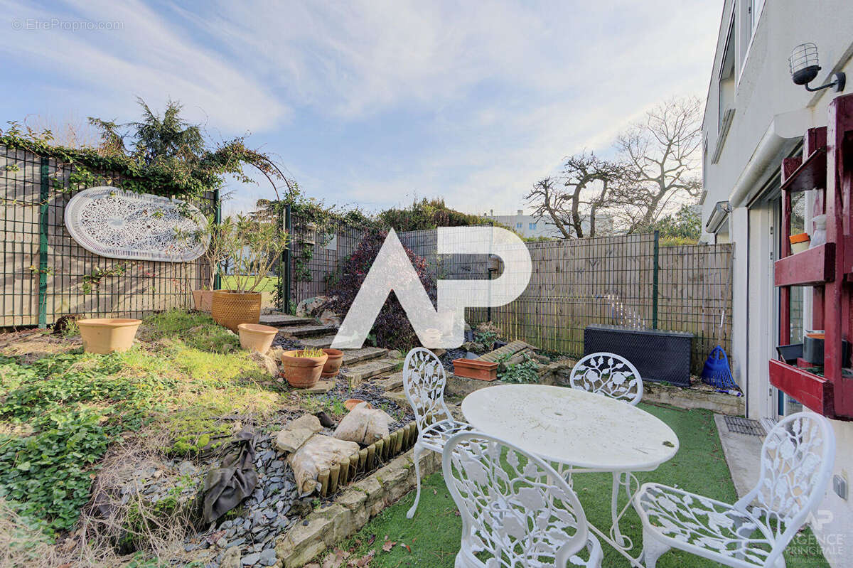 Maison à RUEIL-MALMAISON