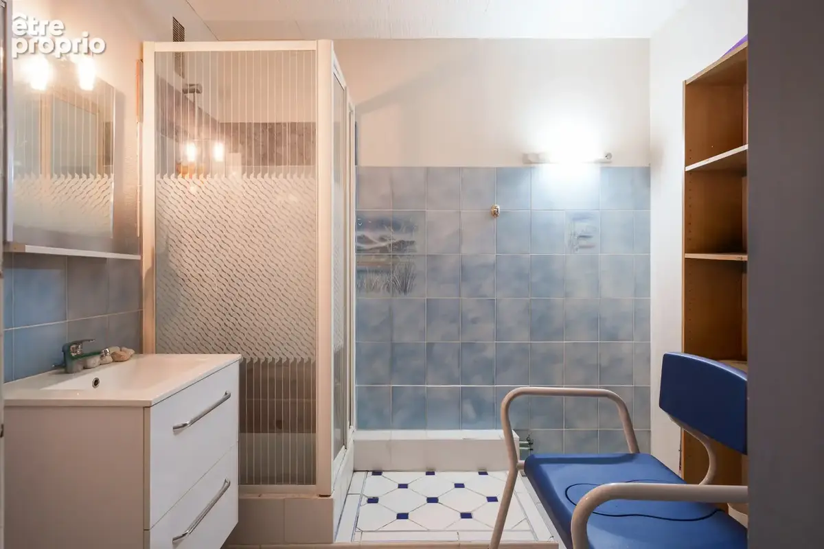 Exclusivite maison familiale 4 chambres mitoyenne d'un cote quartier saint leger joue les tours - photo 9