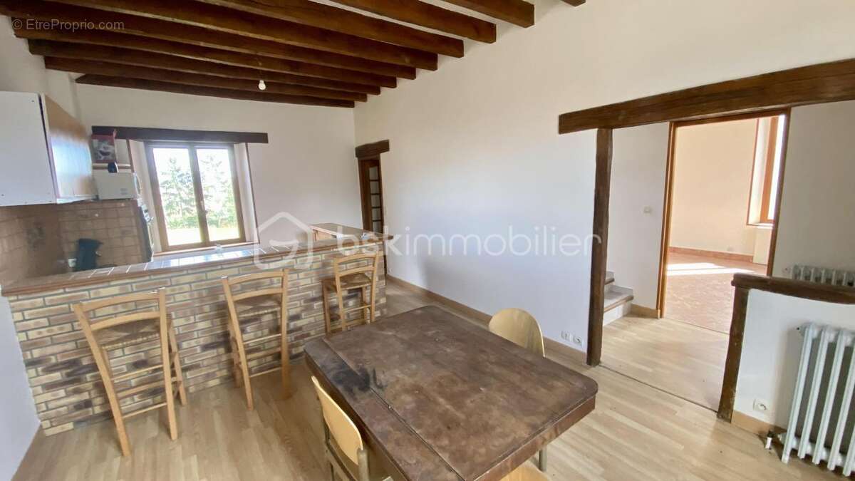 Maison à SAINT-MAURICE-AUX-RICHES-HOMMES