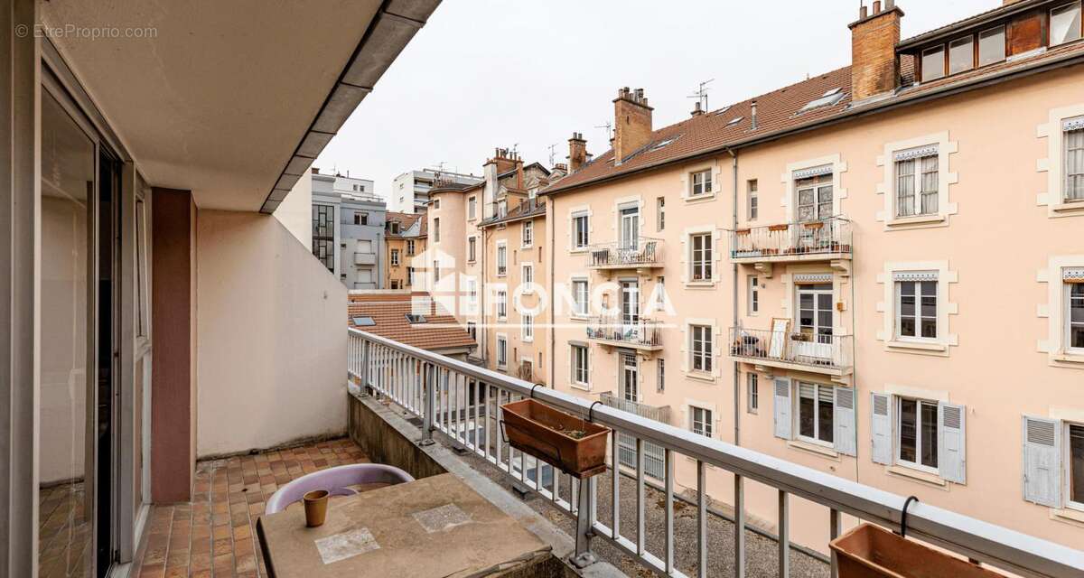 Appartement à GRENOBLE