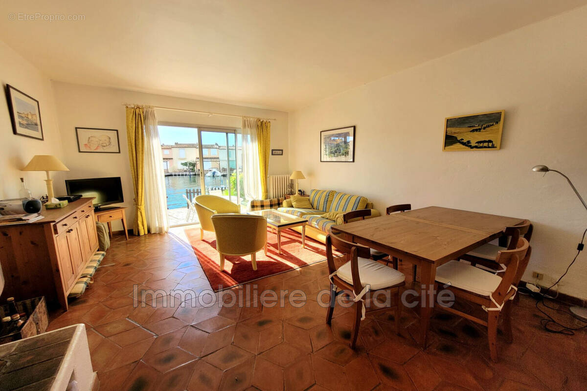 Maison à GRIMAUD