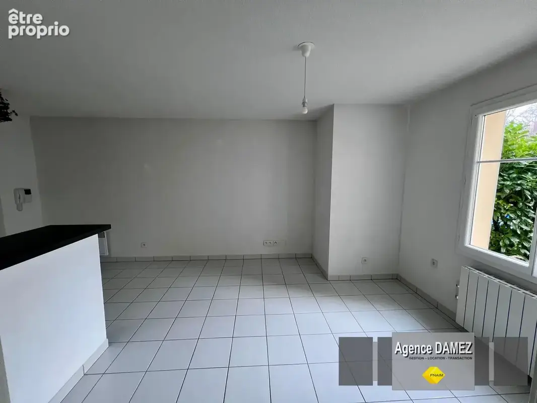 Appartement récent - 2 pièces - RDC - Résidence sécurisée - Dourdan centre - photo 5