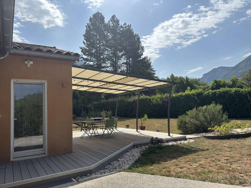 Maison 137 m² à Menglon  - photo 9