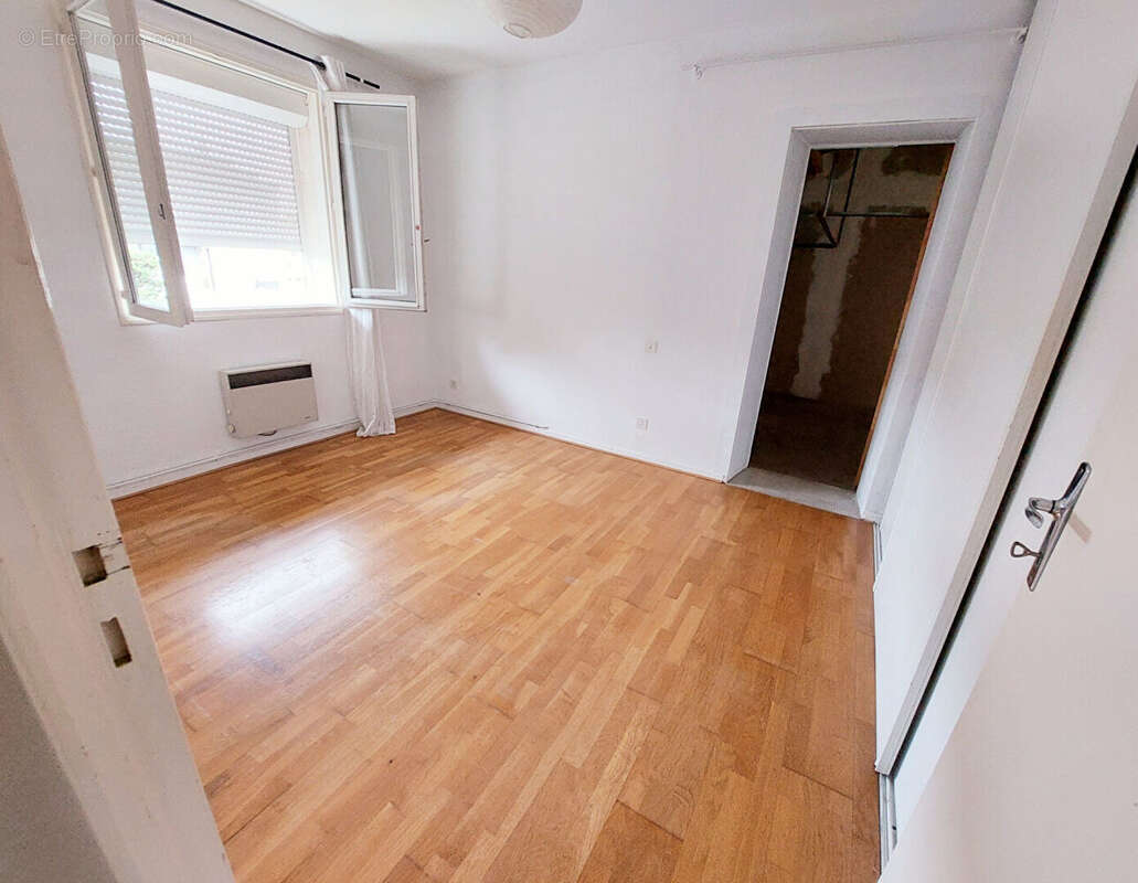 Proche Albi Puygouzon - Maison PLAIN PIED 100m²  + 36m² de garage fermé  terrain 635m² - photo 15