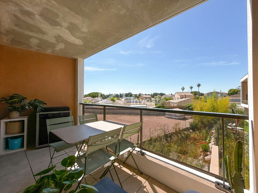 Appartement à LE CRES