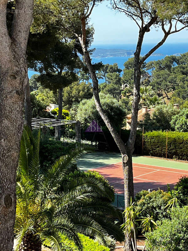 Appartement à HYERES