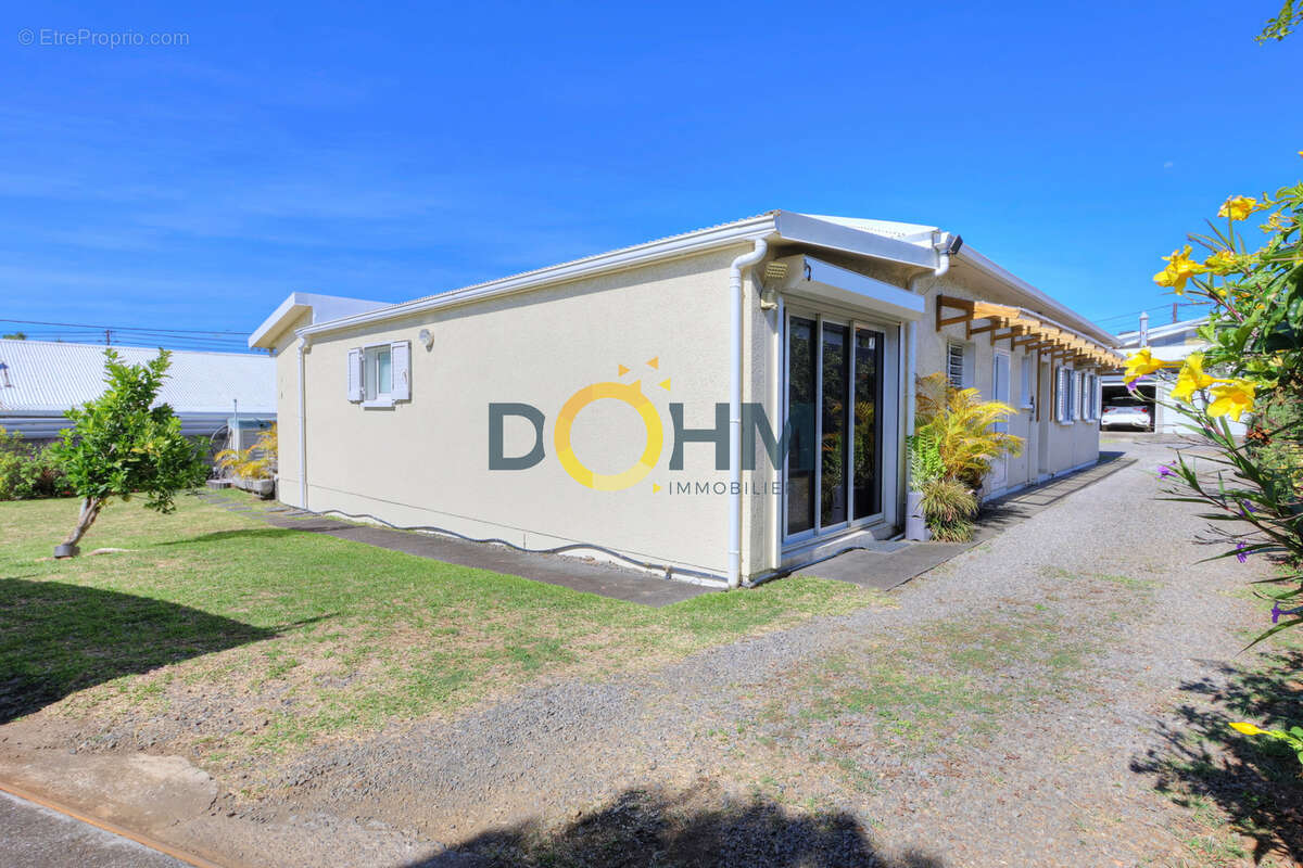 Entree ouest de saint joseph, grande villa f5/6 avec piscine - photo 2