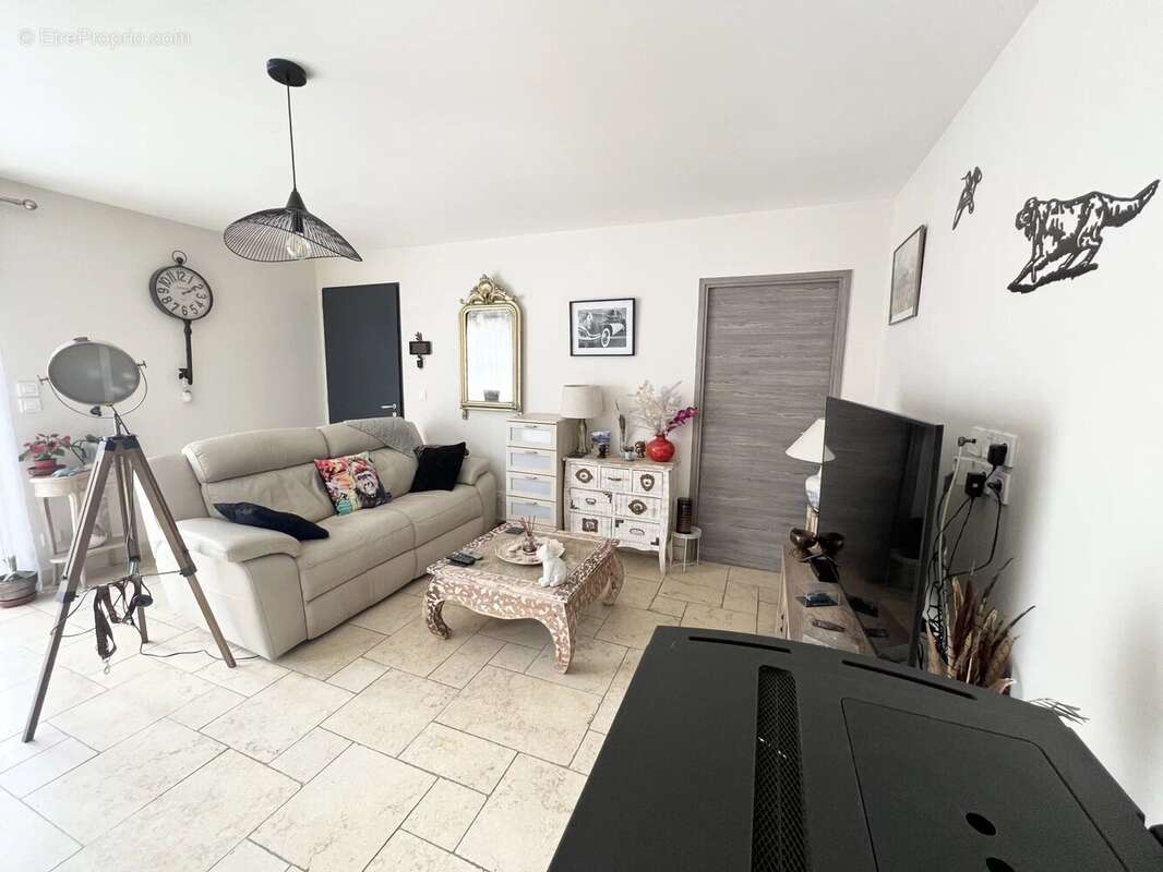 Maison à LA CELLE