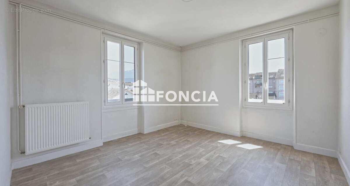 Appartement à VOIRON