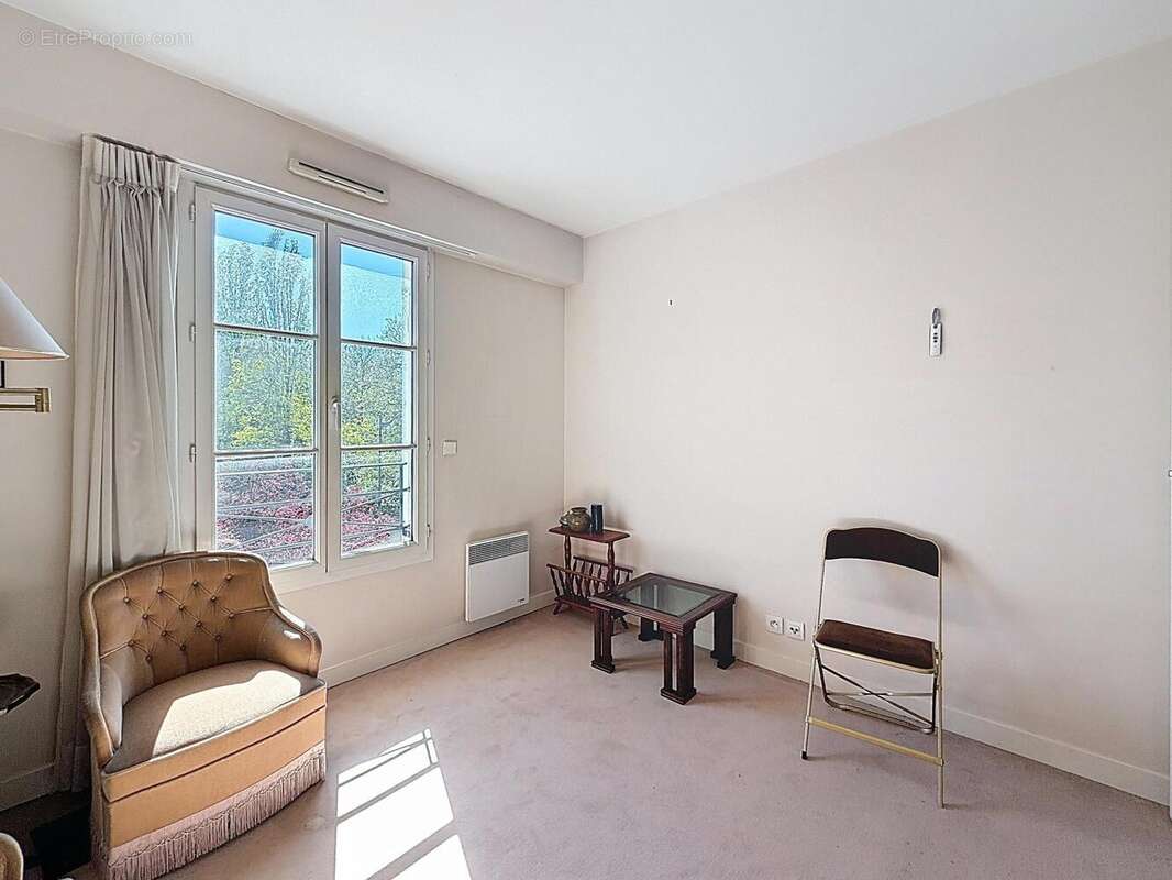 Photo 8 - Appartement à RUEIL-MALMAISON