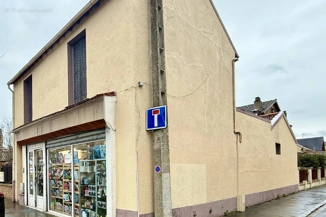 Appartement à COLOMBES