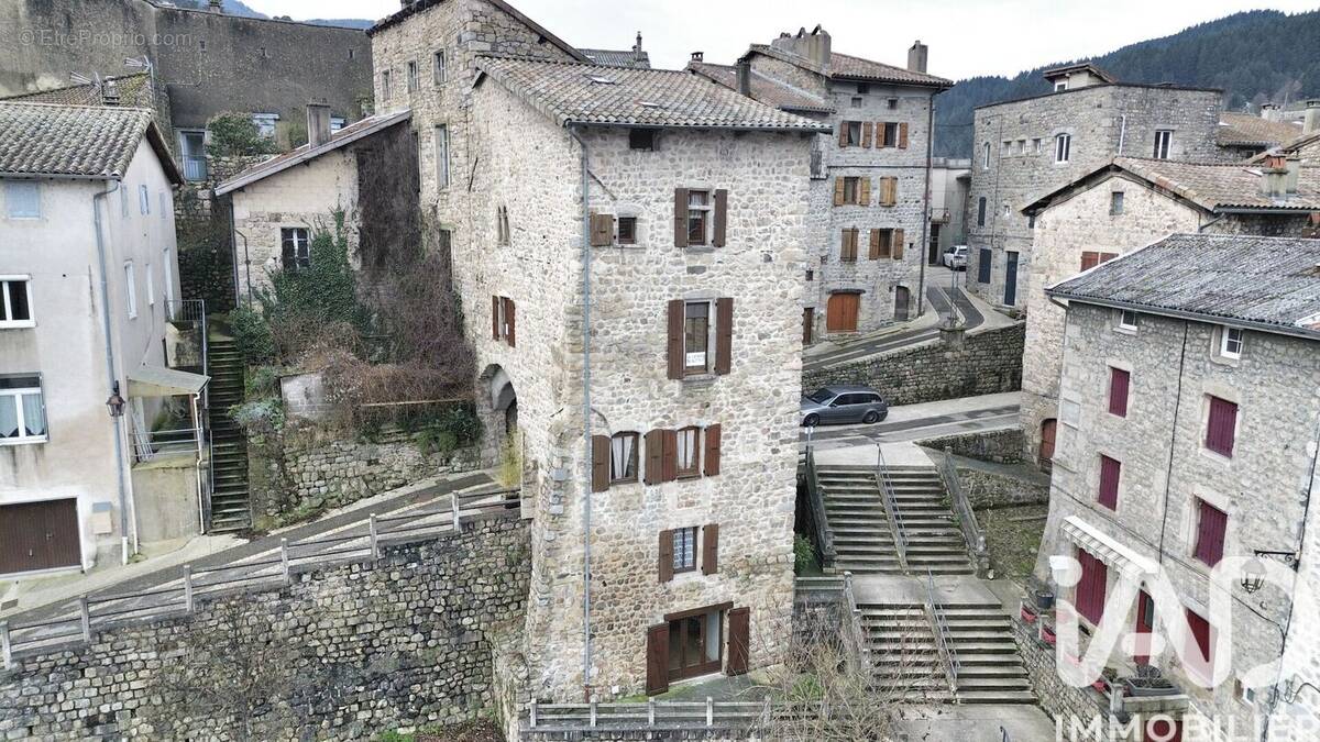 Photo 1 - Maison à LE CHEYLARD