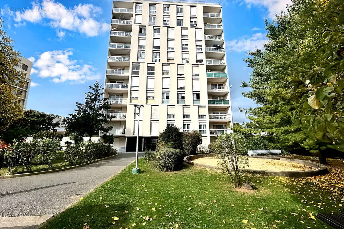Appartement à IVRY-SUR-SEINE