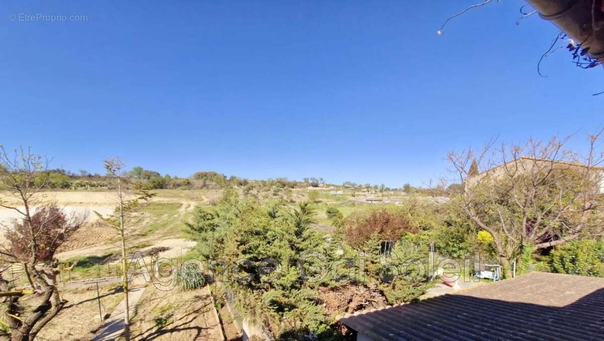 Maison à NISSAN-LEZ-ENSERUNE