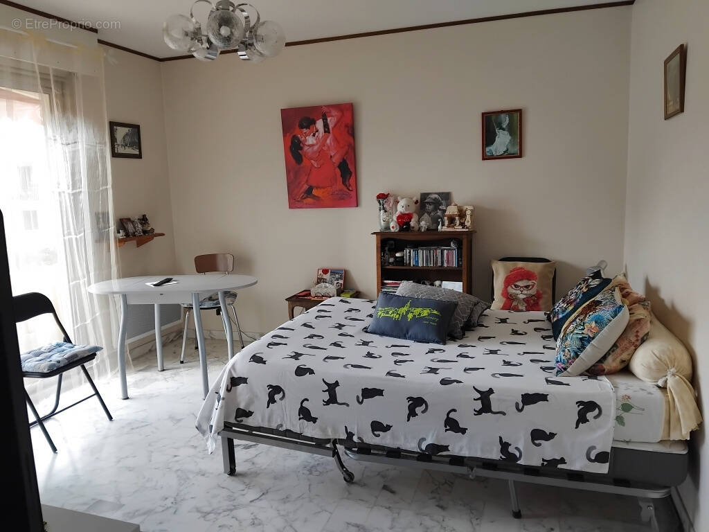 Appartement à HYERES