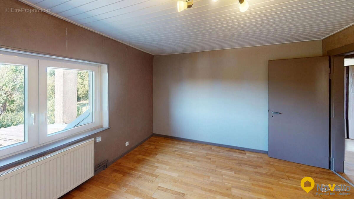 Maison à NEUFGRANGE