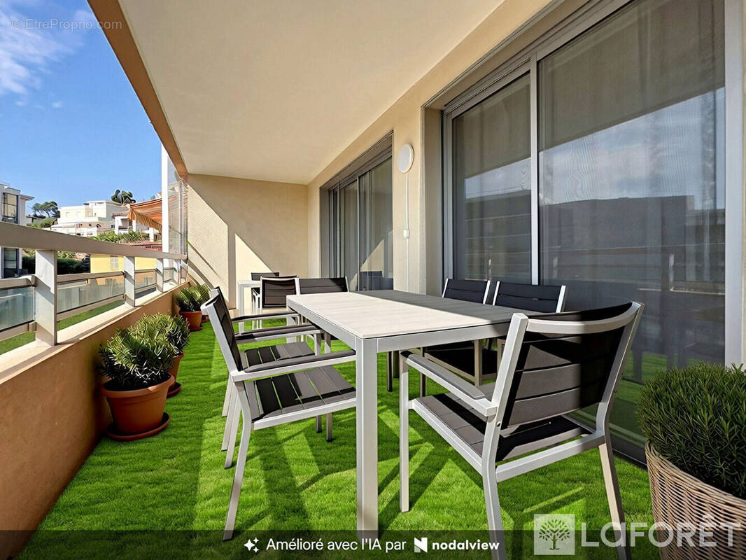 Appartement à ROQUEBRUNE-CAP-MARTIN