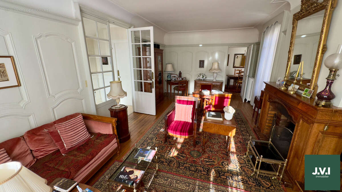 Maison à ENGHIEN-LES-BAINS