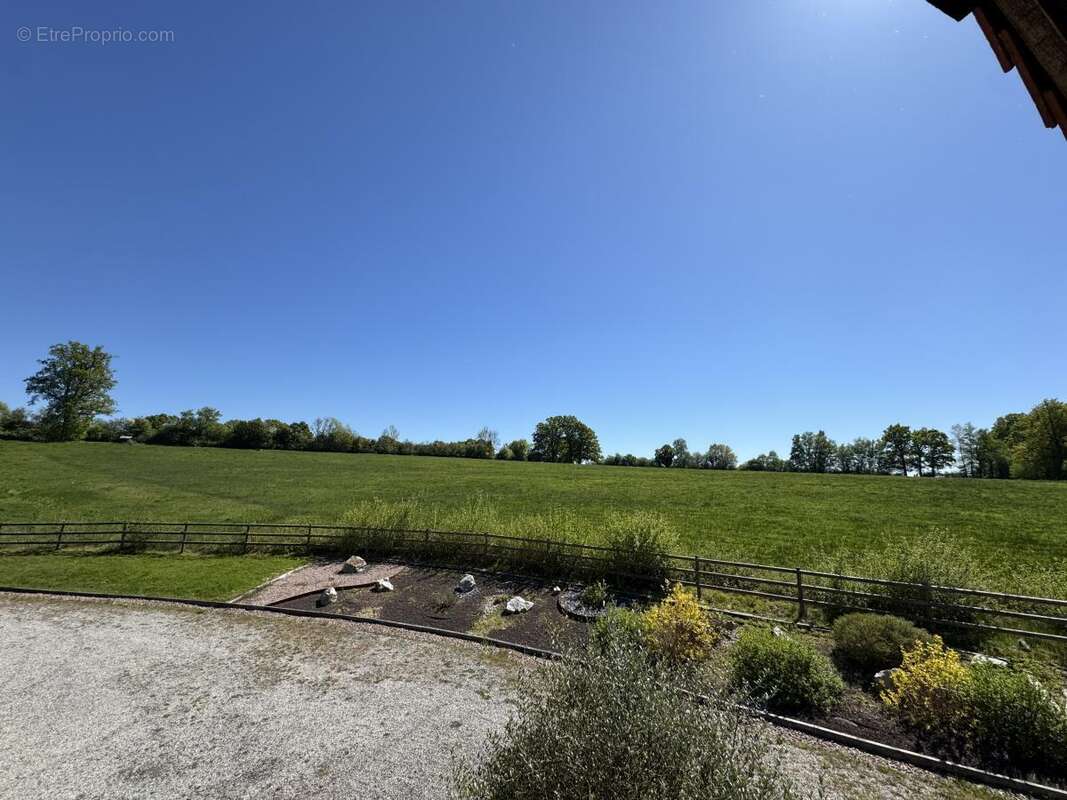 Maison 145 m² à Saint-Martin-De-La-Lieue  - photo 6