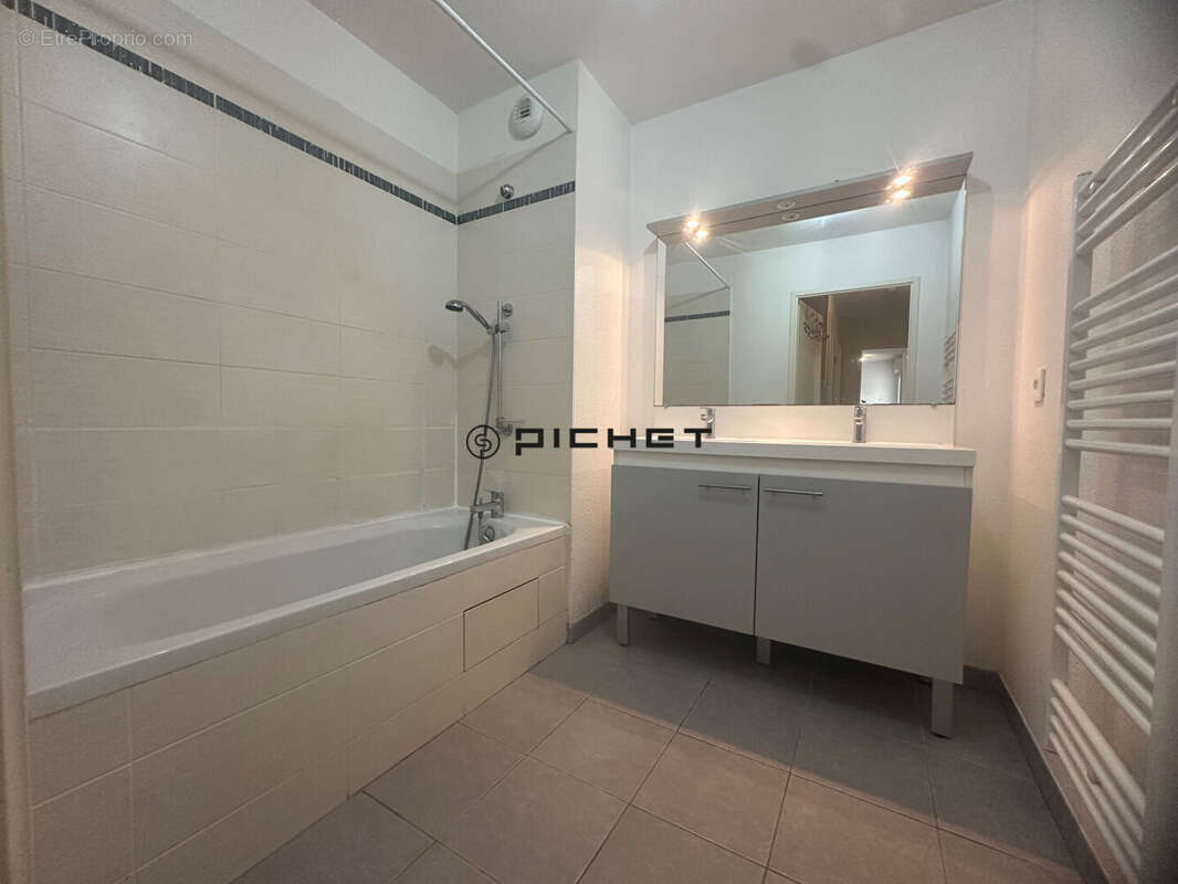 Villenave T3 avec Terrasse de 37.5m² avec 2 Parking et cellier - photo 4