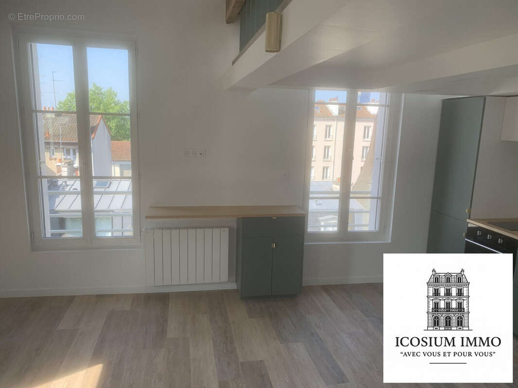 Appartement à CHARENTON-LE-PONT