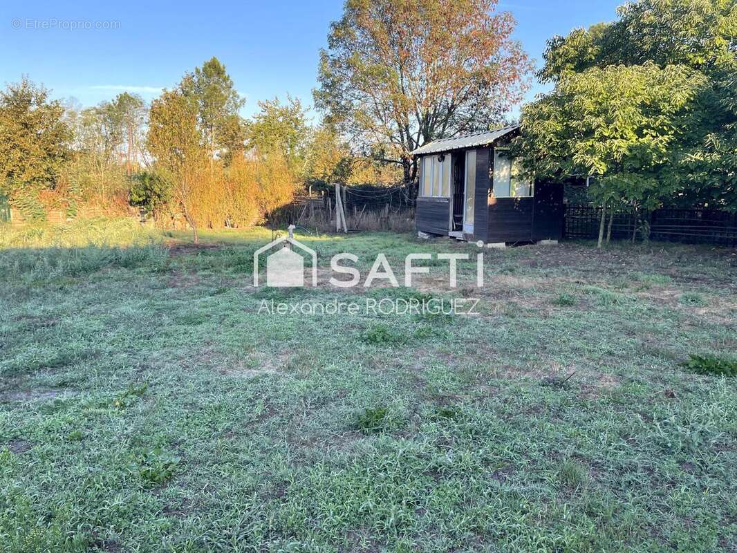 Photo 2 - Terrain à GUILLOS