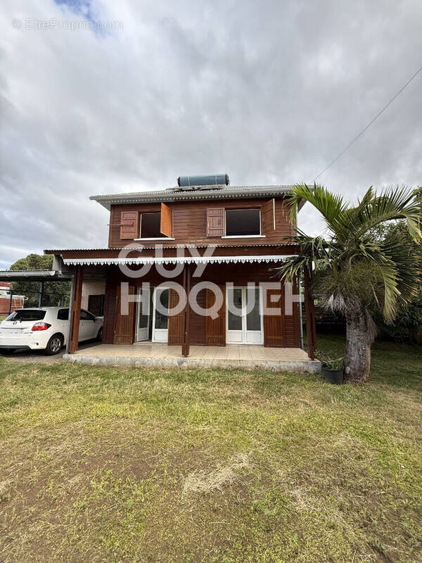 Maison à SAINTE-SUZANNE