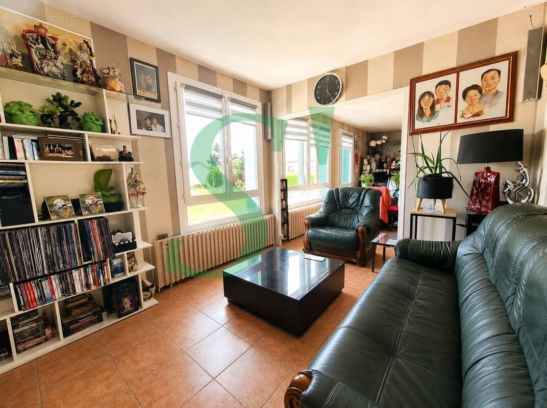 Maison 91 m² à Gisors  - photo 2