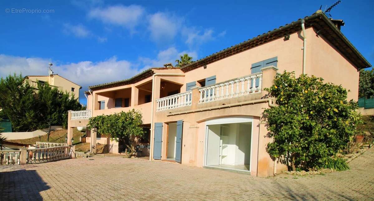 Peymeinade villa - photo 11