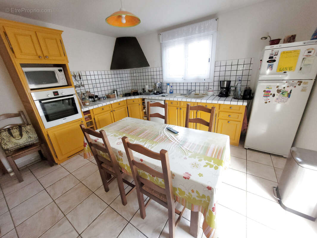 Maison à COURSAN