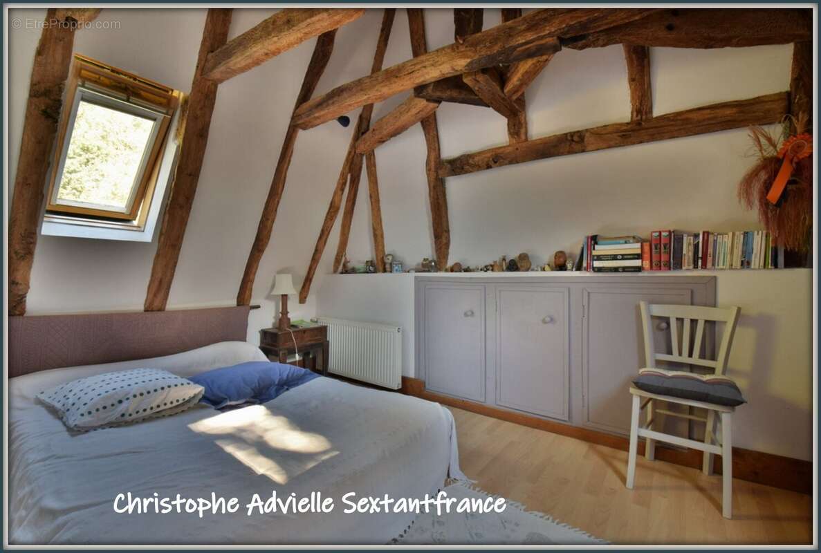 Dans cadre préservé, ancienne ferme rénovée et sa dépendance, piscine, sur 6.7 ha de terres - photo 8