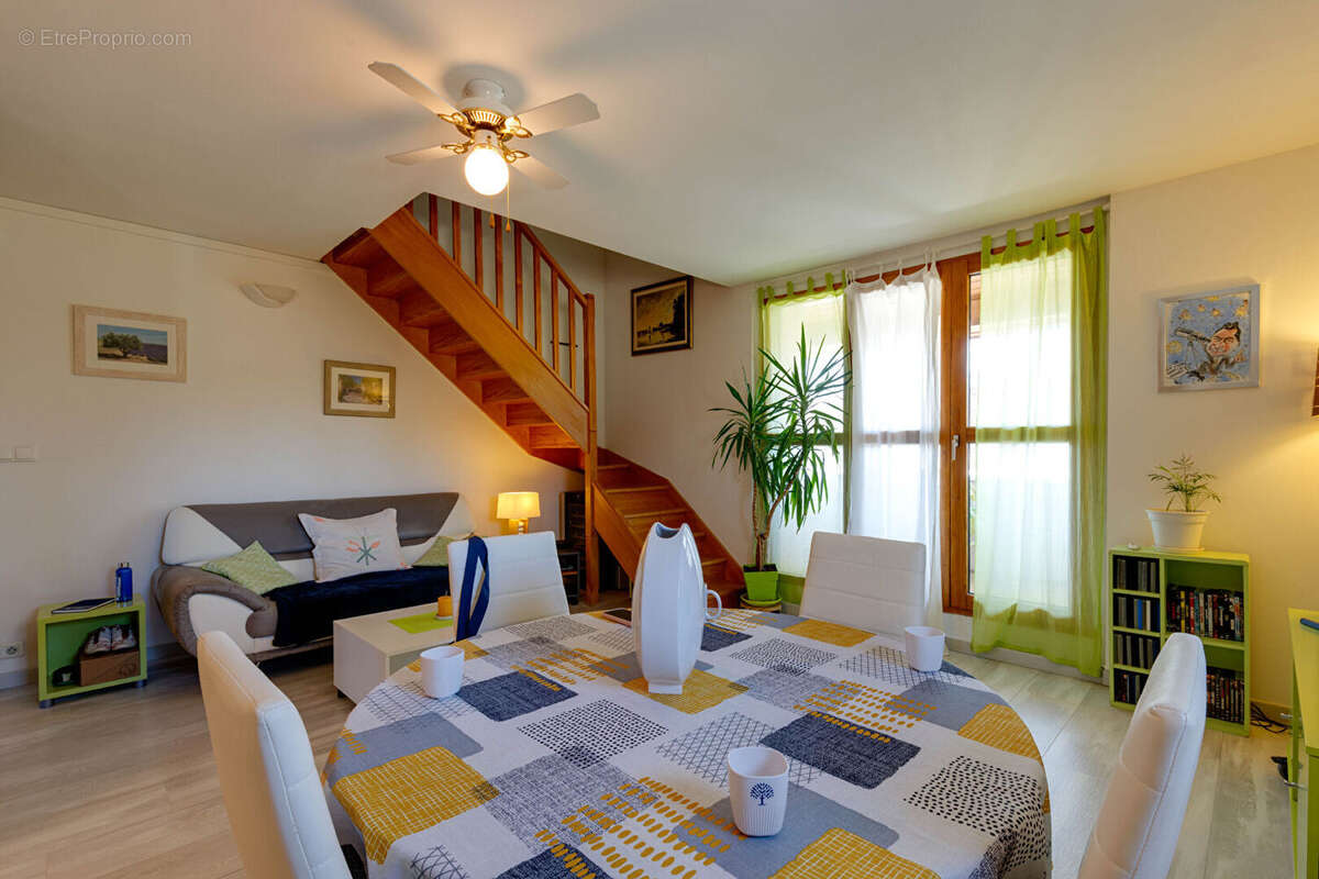 Appartement Douvaine 3 pièces 63,70m² proche frontière - photo 3