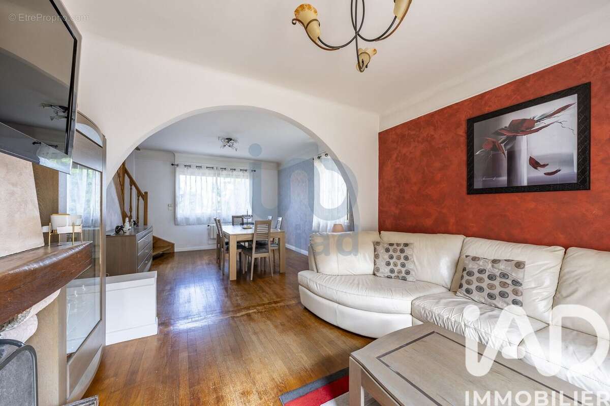 Photo 2 - Maison à CHEVILLY-LARUE