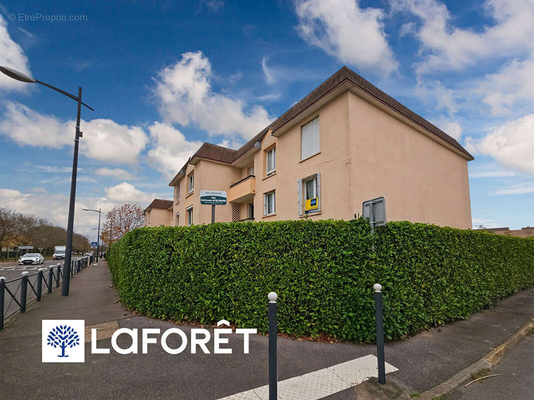 Appartement à RIS-ORANGIS