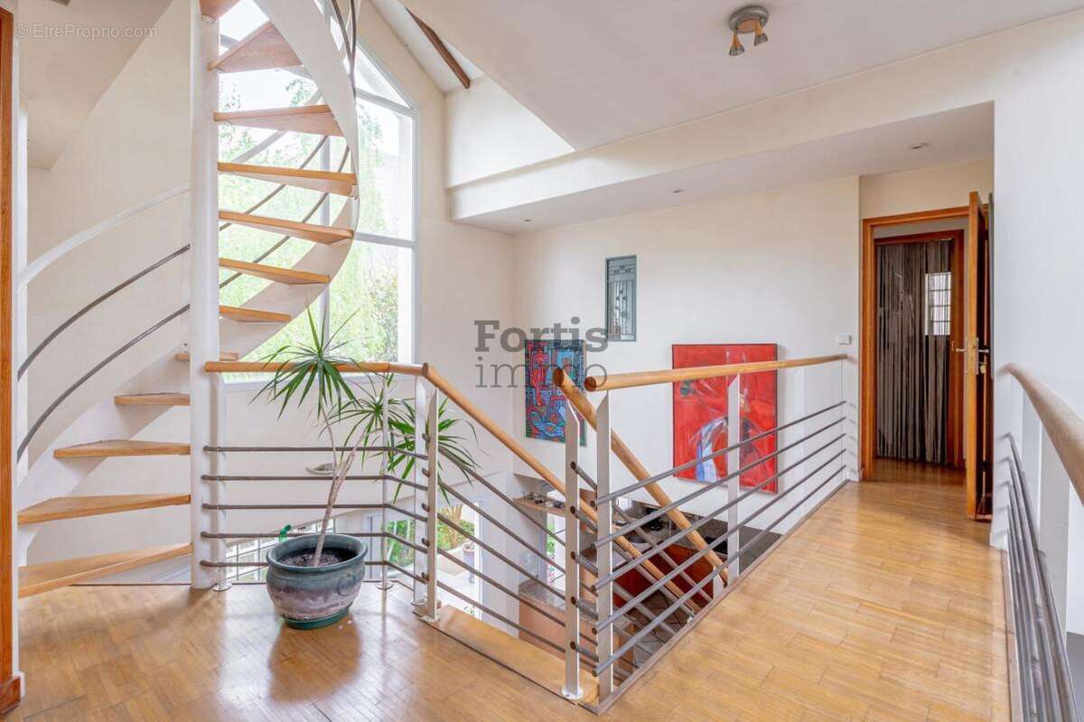 Les lilas 93260 - maison d'architecte avec jardin et rooftop - photo 10