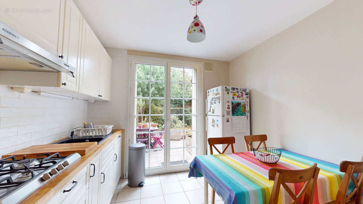 Maison de 149 m² à Breuillet - photo 5