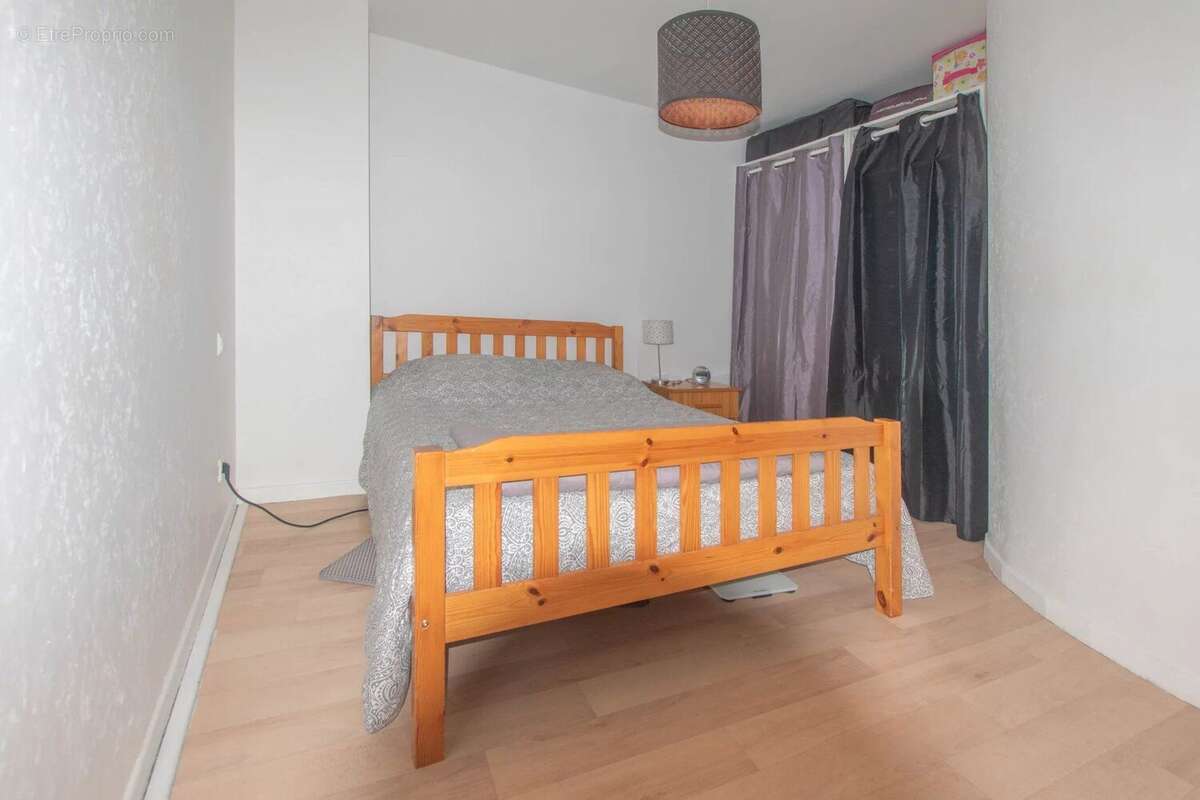 Maison à PONT-DU-CHATEAU