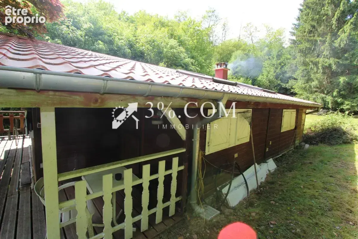 Chalet 56 m2 - 1 chambre - un ruisseau traversant - photo 8