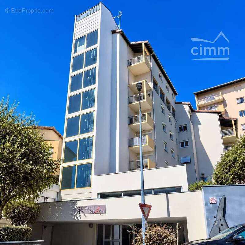 Vente t2 + garage  saint-etienne - photo 11