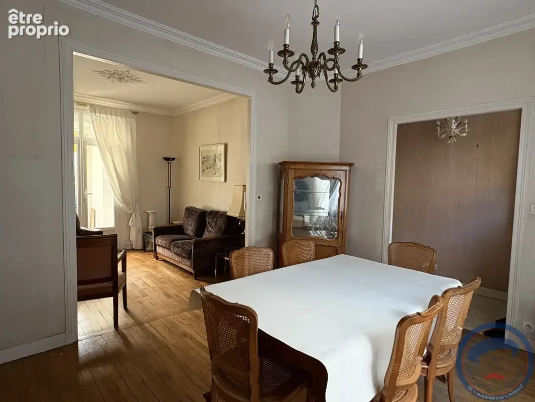 Maison des années 30 avec jardin et garage, quartier Blanqui - photo 5