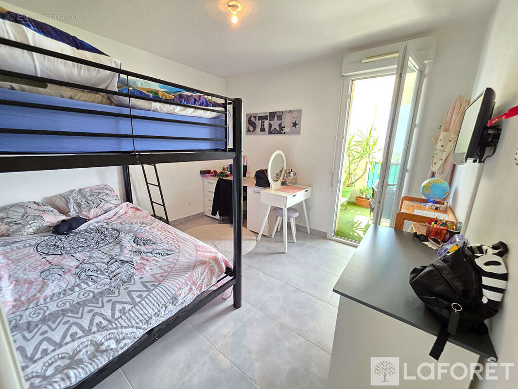3 pièces résidence avec piscine - photo 9