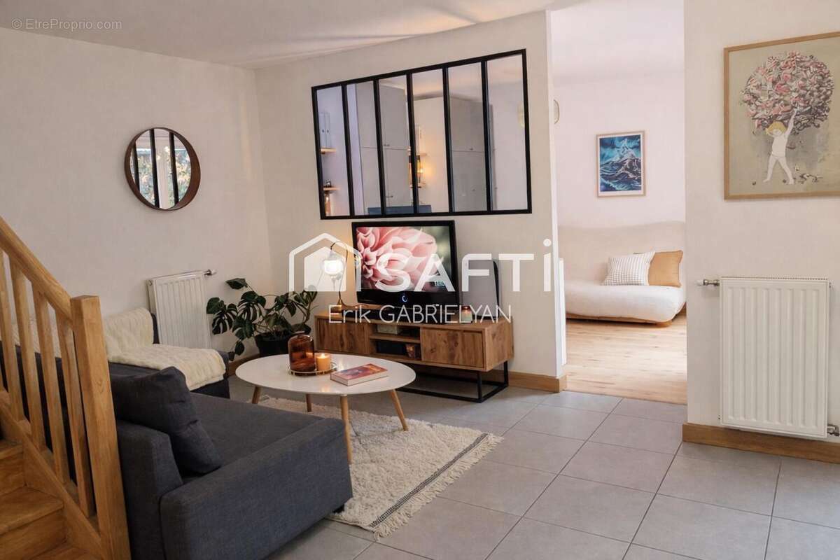 Photo 4 - Appartement à VILLEURBANNE