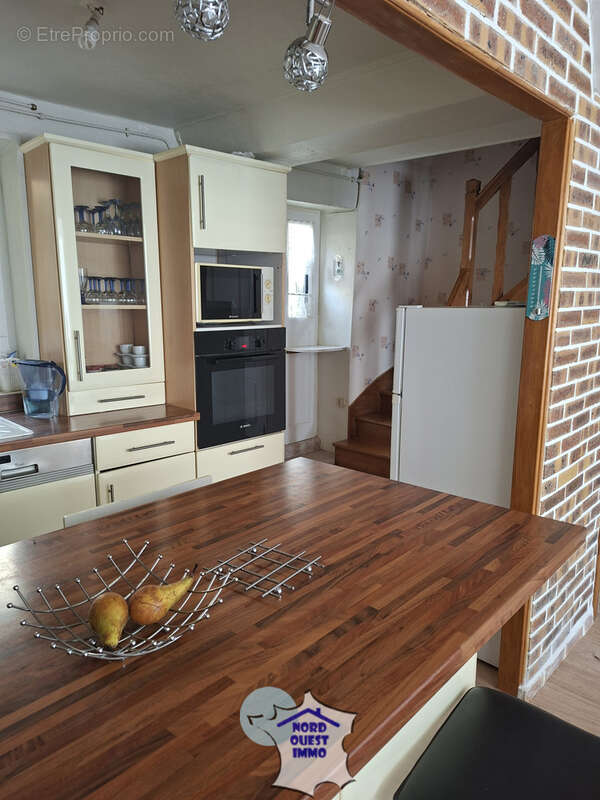 Maison 80 m² à Saint-Fraimbault  - photo 4