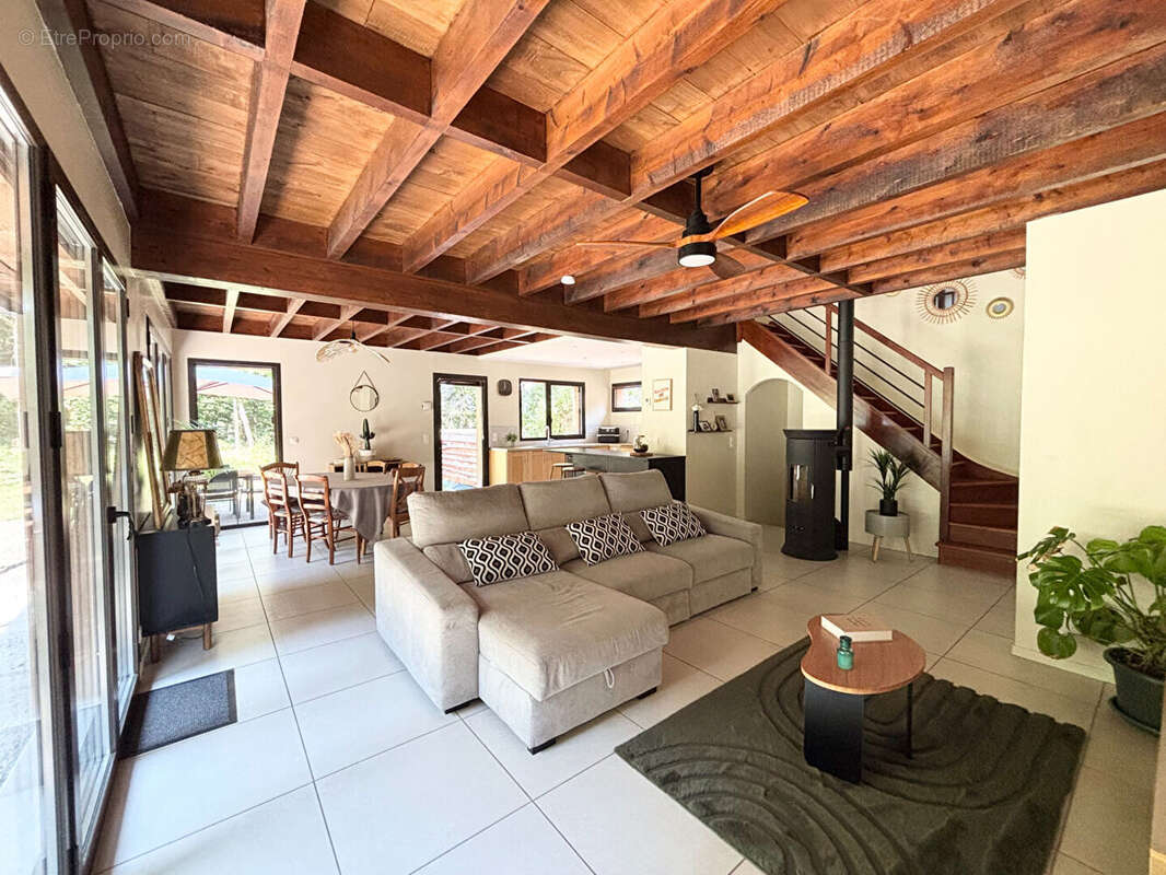 Maison contemporaine plain-pied 5 chambres 153.53 m2 - photo 6