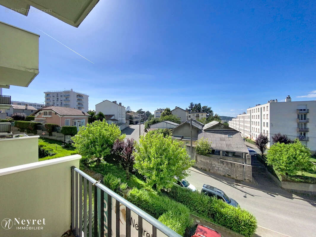 Appartement à SAINT-ETIENNE