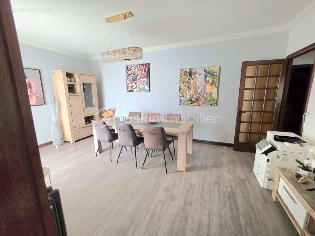 À vendre – Villa rénovée à Saint-Ouen - photo 5