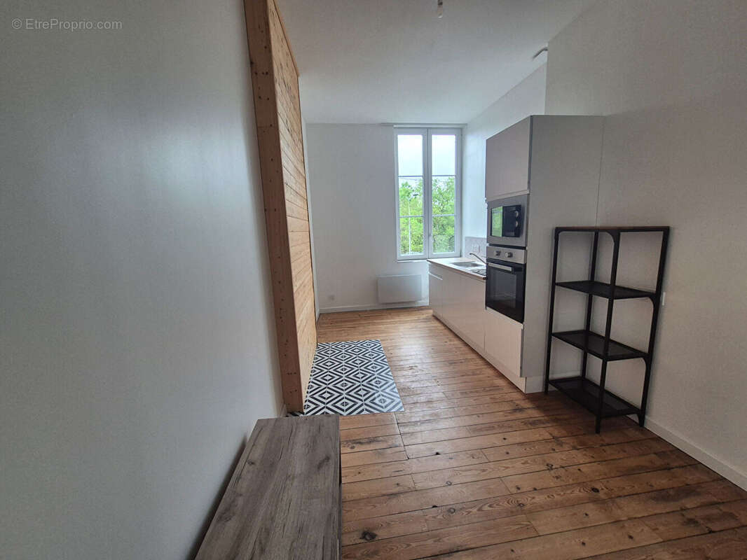 Appartement à SAINT-CYR-SUR-LOIRE
