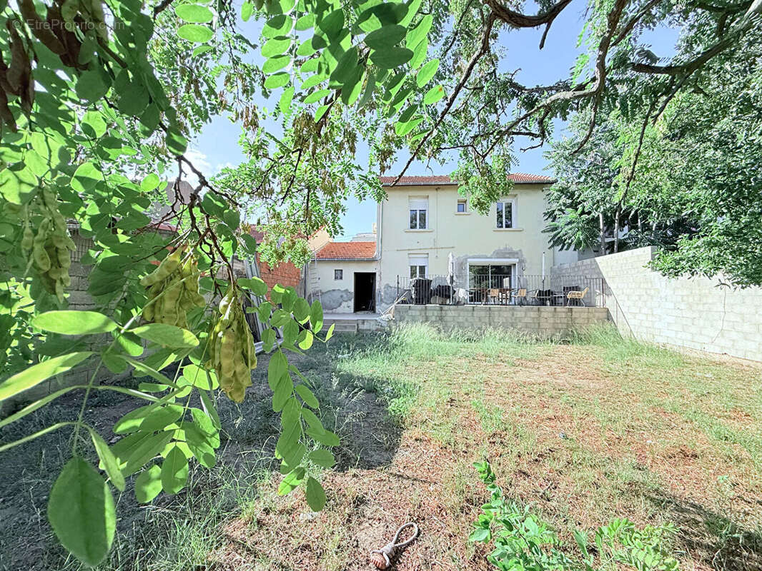 Maison à BEZIERS
