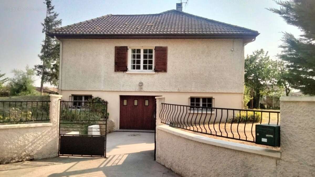 Pavillon 115m2, 2 mns de Vouillé(800m2 terrain) - photo 2