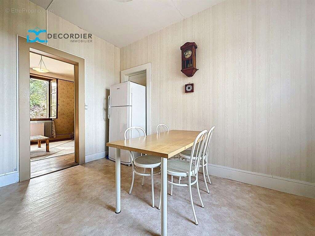 Maison à NEUVECELLE